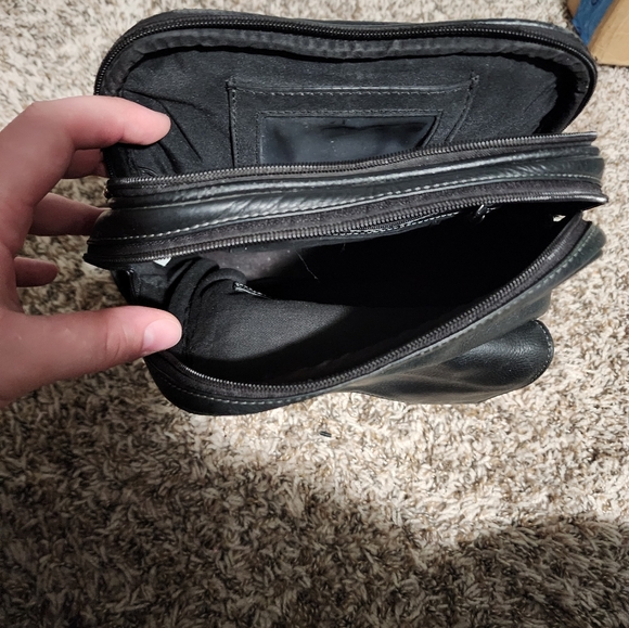 Leather backpack, multiple pockets - Picture 13 of 15